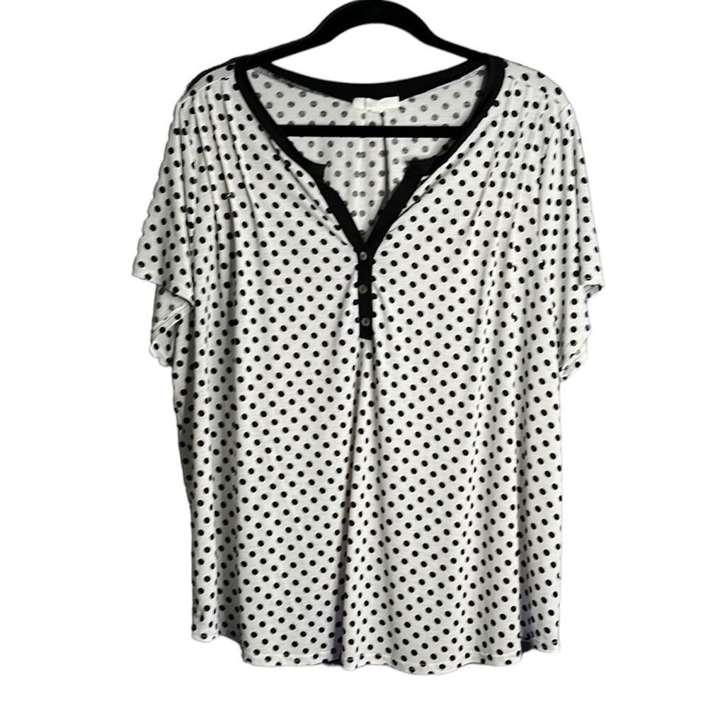 August Mist Black White Polka Dot Three Button Front 2X